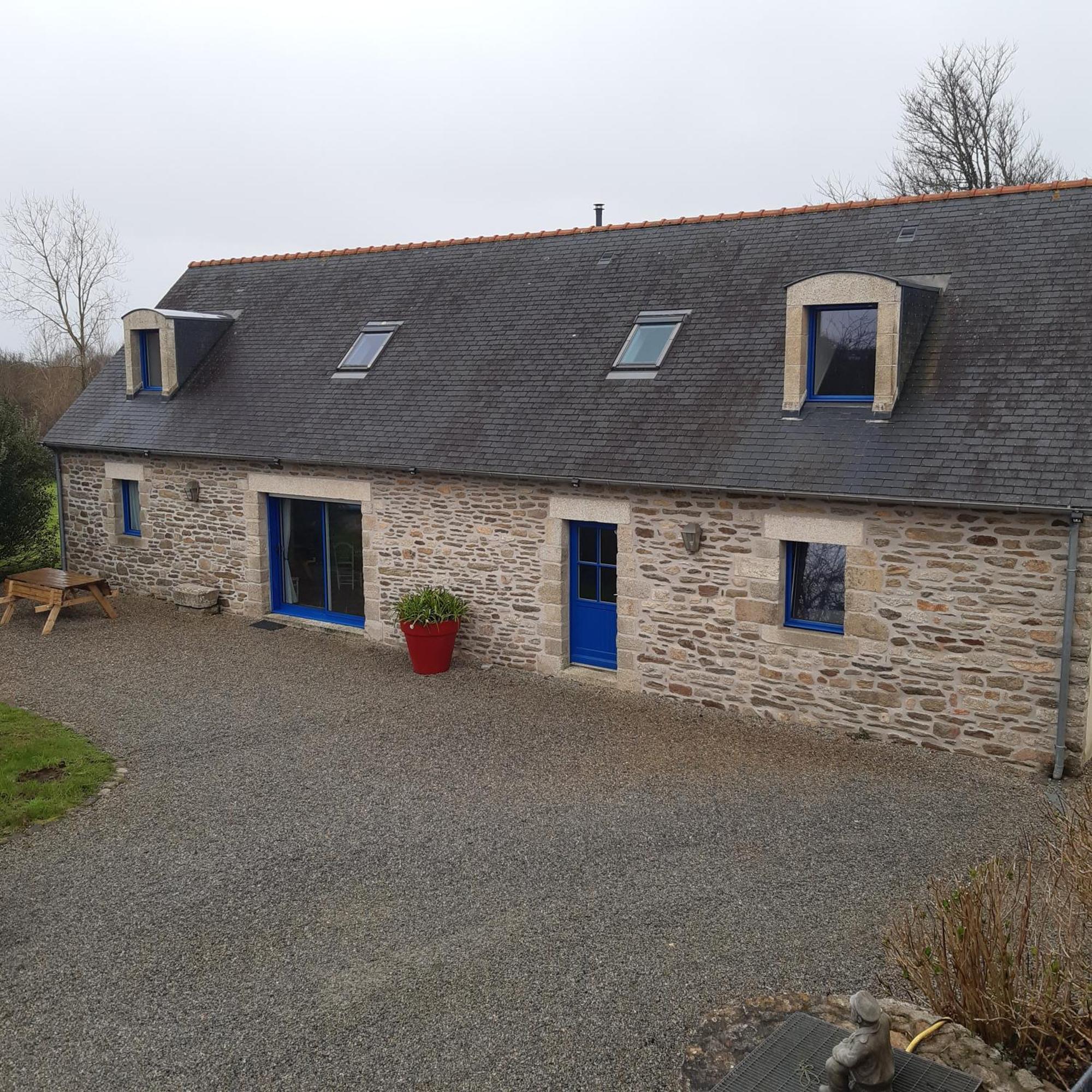 Villa Les Moussaillons, Les De *